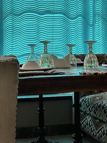 Столы и стулья для кафе: Стол и стул для кафе, Б/у at lalafo.kg — 9 Столы и стулья для кафе: Стол и стул для кафе, Б/у — 9