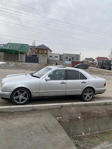 Mercedes-Benz: Mercedes-Benz E-Class: 1995 г., 3.2 л, Автомат, Газ, Седан — 4