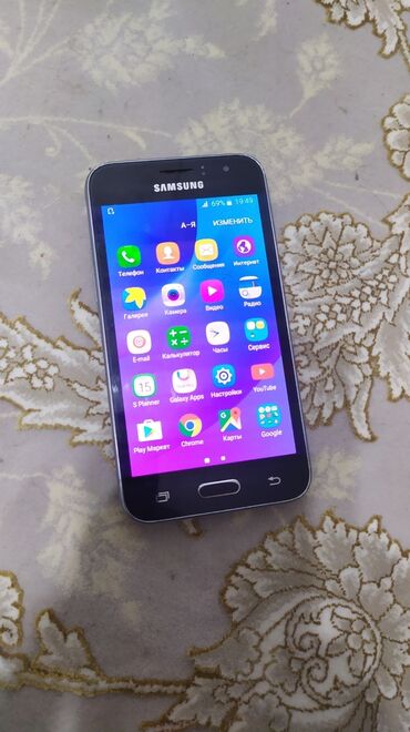 чехол для телефона samsung: Samsung Galaxy J1 2016, Б/у, 8 ГБ, цвет - Черный, 2 SIM