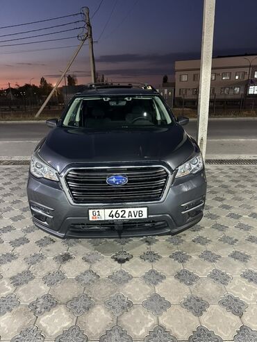 субару форестер 2018: Subaru Ascent, полный привод AWD, темно‑серый цвет кузова. Кузов и