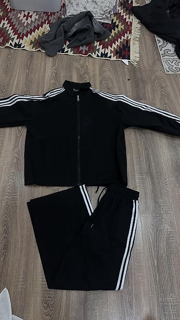 лоферы 38 размер: Мужской спортивный костюм, S, M, Adidas, Новый, цвет - Черный, Самовывоз — 1