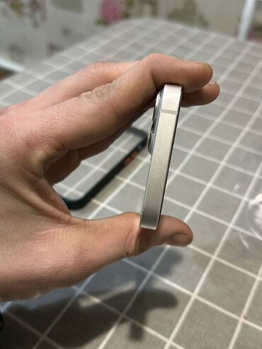 Apple iPhone: IPhone 13 mini, Б/у, 128 ГБ, Белый, Защитное стекло, Чехол, 78 % — 8