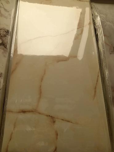 Tapete: Samolepljive ploče 12 komada u pakovanju 2500 dinara 👋
💋 — 16