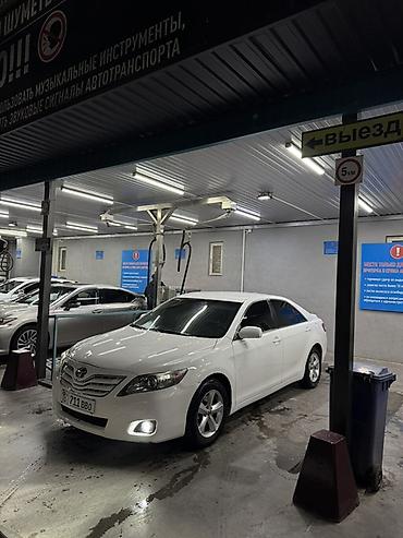 Toyota: Toyota Camry: 2010 г., 2.5 л, Автомат, Бензин, Седан — 2