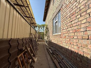 Sale of cottages and houses: Продаётся 2-этажный дом 📍 Район Кок-Жар 🏠 Площадь дома — 160 м² 🛏 6 — 6
