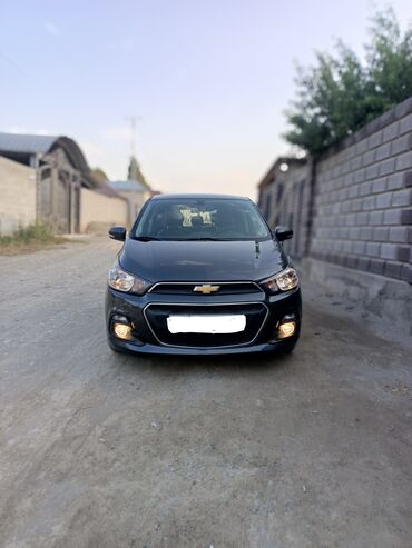 машина россия: Chevrolet Spark: 2016 г., 1 л, Вариатор, Бензин, Хетчбек