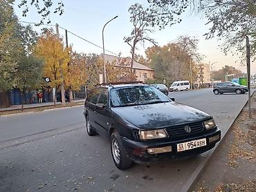 Volkswagen Passat Variant: 1994 г., 2 л, Механика, Бензин, Универсал