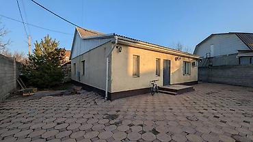 Долгосрочная аренда домов: 110 м², 4 комнаты — 18