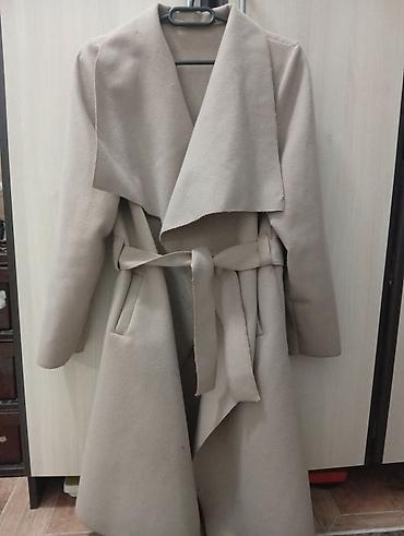 kasmir kaput: Elegantan ženski kaput – bež/boja peska - Model: wrap/pepeljarski — 1