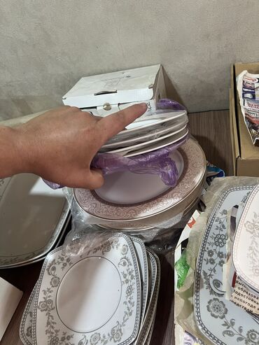Наборы посуды: Разные посуды просто стояли не использовали цены разные пишите