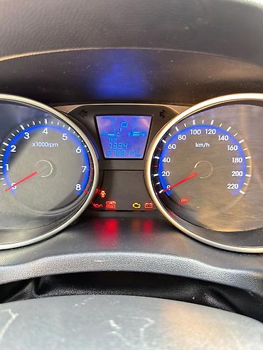 Hyundai: Hyundai ix35: 2.4 л | 2010 г. Кроссовер — 9