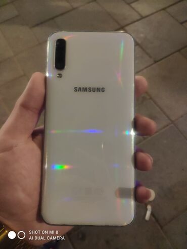 Samsung: Samsung Galaxy A50, 64 GB, rəng - Ağ