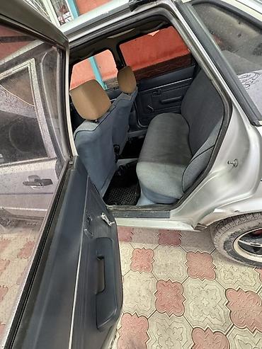 Audi: Audi 80: 1982 г., 1.8 л, Механика, Бензин, Седан — 6