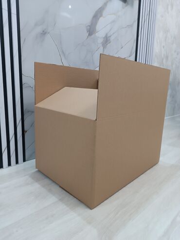 Ev üçün digər mallar: Karton qutular Satişda var 5 və 3 qat yükə dözumlu və ofislərdə — 3
