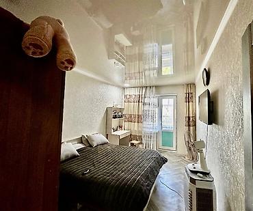 Квартиры: 3 комнаты, 78 м², 106 серия улучшенная, 3 этаж, Евроремонт — 2