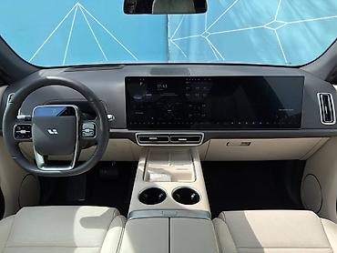 Lixiang: Lixiang L7: 2025 г., 1.5 л, Автомат, Гибрид, Кроссовер — 14