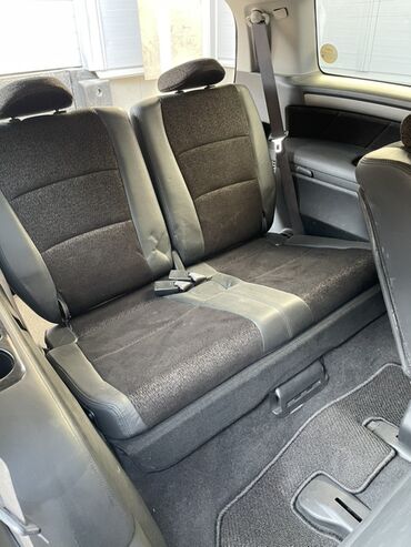 Honda: Honda Odyssey: 2004 г., 2.4 л, Автомат, Бензин, Универсал — 11