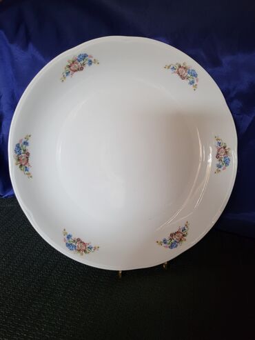 Ostali antikviteti: Tanjir velik Alba Julia porcelan iz 70ih. Tanjir za na lalafo.rs — 1 Ostali antikviteti: Tanjir velik Alba Julia porcelan iz 70ih. Tanjir za — 1