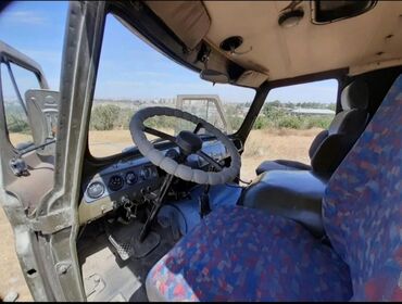 дом на кольосах: Автобус, УАЗ, 1986 г., 2.4 л, до 15 мест