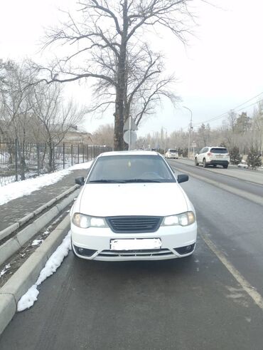 Daewoo: Daewoo Nexia: 2011 г., 1.5 л, Механика, Бензин, Седан