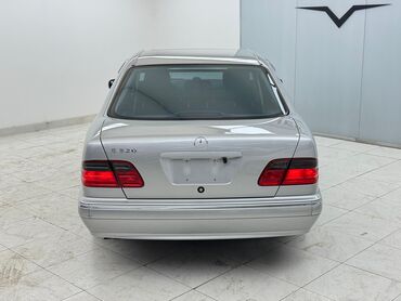 Mercedes-Benz: Mercedes-Benz E-Class: 2000 г., 3.2 л, Автомат, Бензин, Седан — 7