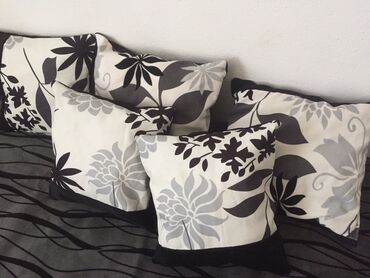 Posteljina: Jastuci jastucnice — 12