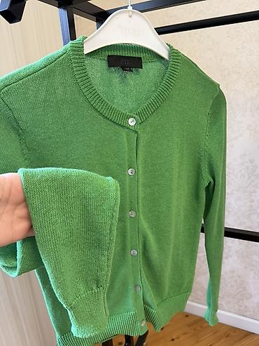 bag isigi: Məhsul: Yaşıl düyməli kardiqan – ZARA - Model: Düz örgü, rüstik — 3