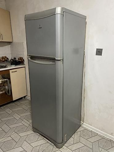 Soyuducular: Indesit iki qapılı soyuducu - Rəng: gümüş/metallic - Üst qapı – — 2
