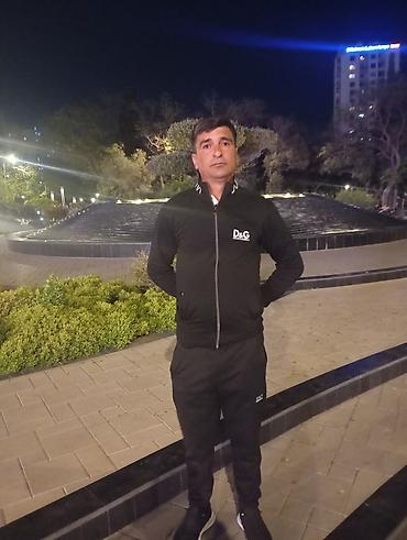 bag evlerinde is: Salam bağban işi axtarıram qalmağa yerdə olsa super olar qazonun — 4