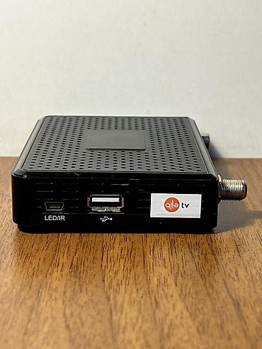 tuner satisi: Ailə TV aparatı, tam işlək vəziyyətdə, pultu, kabelləri də üzərində — 2