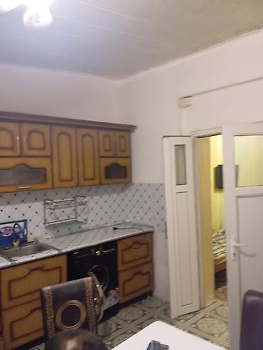goranboyda ev satilir: Bakı, 1 otaqlı, Köhnə tikili, m. 8 Noyabr, 32 kv. m — 10