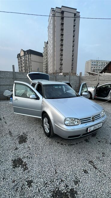 Volkswagen: Volkswagen Golf: 2003 г., 1.6 л, Автомат, Бензин, Кроссовер