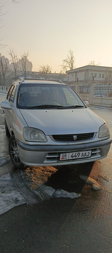 сюрф машина: Toyota Raum: 2000 г., 1.5 л, Автомат, Бензин