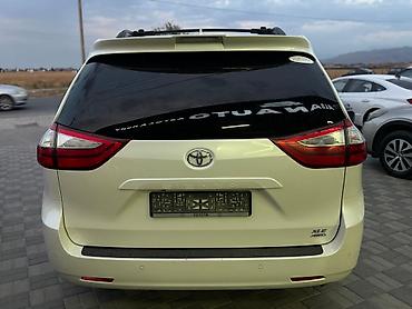 alba: Toyota Sienna: 2018 г., Автомат, Бензин — 5