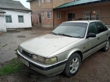 российские машины: Mazda 626: 1988 г., 1.9 л, Механика, Газ, Седан