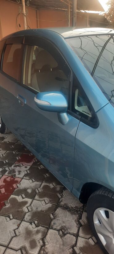 Honda: Honda Fit: 2005 г., 1.3 л, Автомат, Бензин, Хэтчбэк — 8