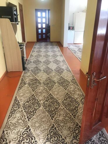 Посуточная аренда комнат: 40 м², С мебелью — 5