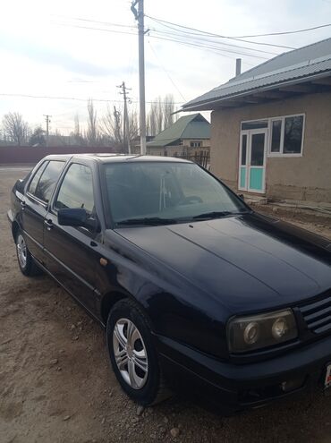 Volkswagen: Volkswagen Vento: 1996 г., 1.8 л, Автомат, Бензин, Седан — 6