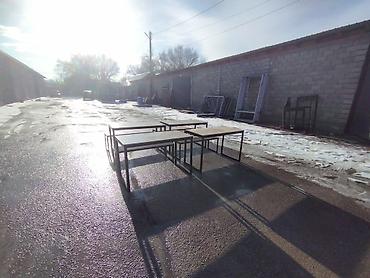 Парты: Столы, парты, столы для офиса школ садиков дома есть в наличии — 6