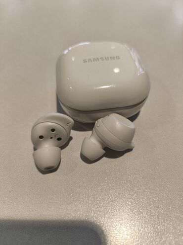 usb наушники для компьютера: Продается наушники Galaxy buds fe хорошее состояние Есть коробка