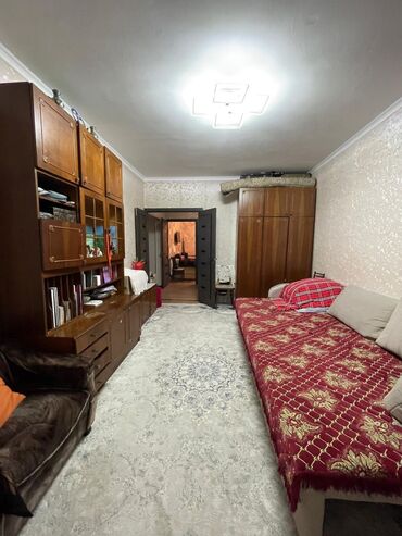 час день ночь: 2 комнаты, 52 м², 106 серия, 1 этаж