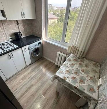 Продажа квартир: 2 комнаты, 49 м², 104 серия, 4 этаж, Косметический ремонт — 4