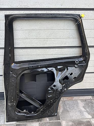 Avtomobil qapıları: Məhsul: Avtomobilin arxa sol qapı “skeletonu” (boş qapı karkası) — 1