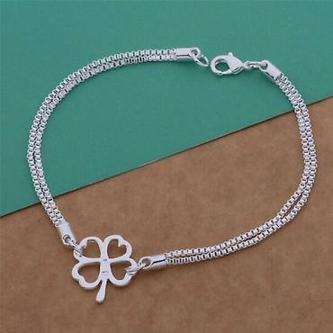versace chain: Srebrna narukvica sa priveskom deteline – žig 925. - Materijal — 1