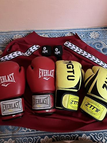 лыжные формы: Набор для бокса/кикбоксинга: - Боксерские перчатки Everlast, красные — 1