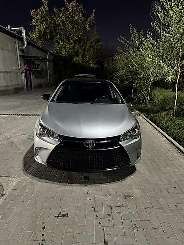 Toyota Camry: 2017 г., 2.5 л, Автомат, Бензин at lalafo.kg Toyota Camry: 2017 г., 2.5 л, Автомат, Бензин
