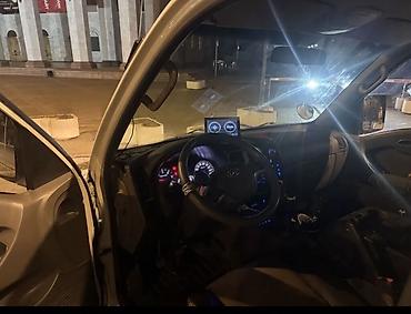 рассрочка пвто: Легкий грузовик, Hyundai, Стандарт, Б/у — 4