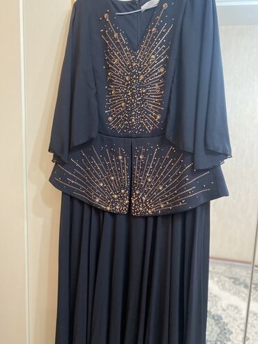 Ziyafət donları: Zərif gecə/libas dəsti - Rəng: qara - Uzun, axıcı ətəkli model - Üst — 10