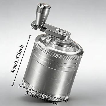 it sekilleri: Dönər qolu olan metal ədviyyat/ot üyüdücüsü - Material: möhkəm metal — 2