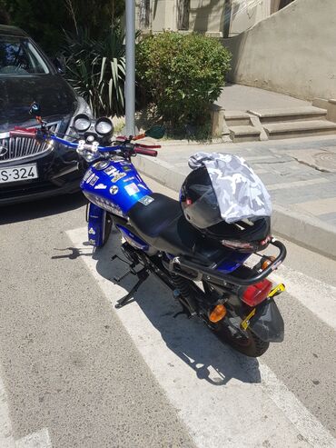 Motosikletlər: Mavi rəngli şəhər/skuter tipli motosiklet - Gözoxşayan mavi kuzov — 5